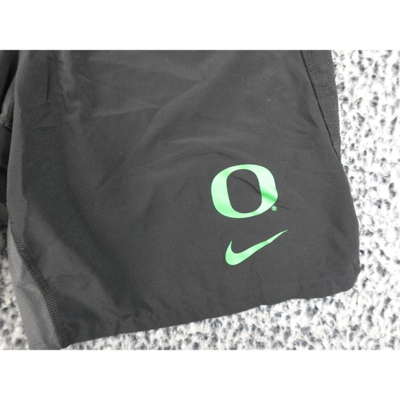 Nike Oregon Ducks Dri-FIT On-Field Mens Shorts Medium Black AR7070-010 - Picture 4 of 13